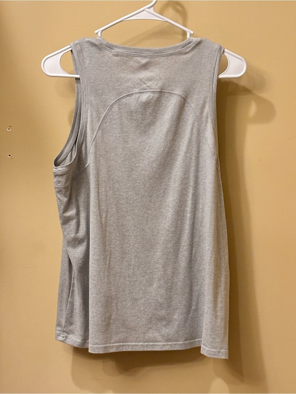 Double Zero Light Gray Sleeveless Tank Top Size Large - Picture 3 of 4